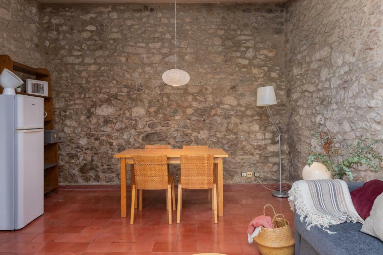 Flateli Cundaro * Girona